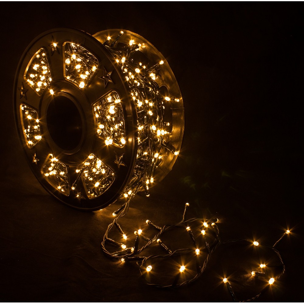 Joycome Fascio di Luce 2m 408 LED Luci a Cascata, 8 modalità di  Illuminazione Catena Luminosa, Impermeabili Luci Decorative Stringa per  Natale Giardino Festa Matrimonio (Bianco Caldo) : : Illuminazione